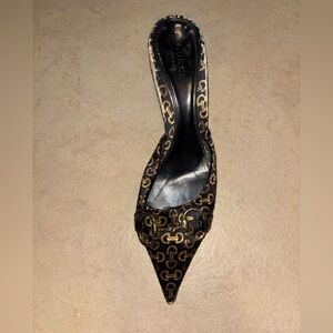 ‼️ONE LEFT SHOE‼️ Authentic Gucci Horsebit Vintage Pointy
Toe 3" Heels